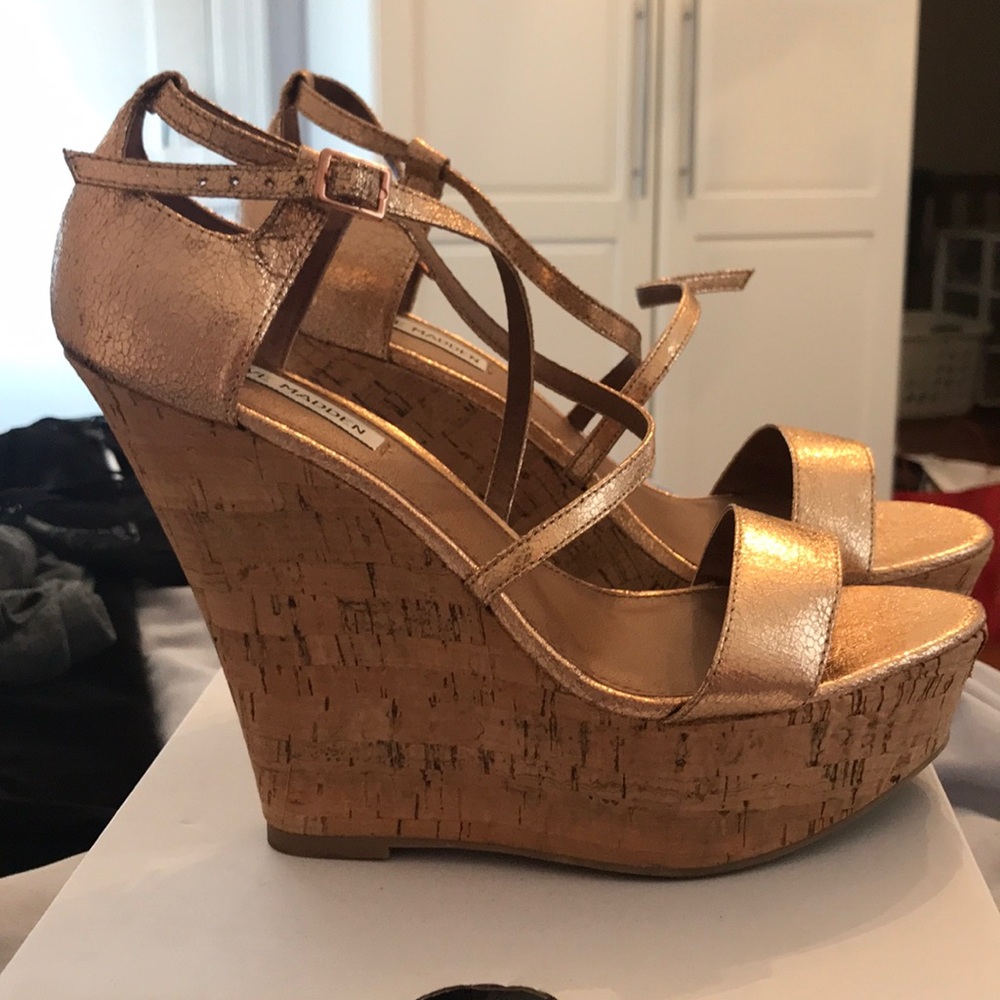 Rose gold wedges by Steve Madden
